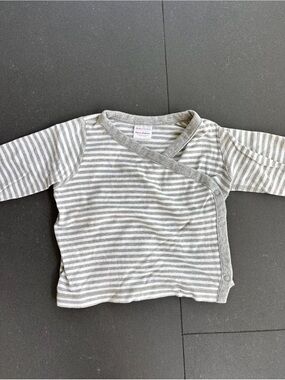 Organic cotton Hanna Andersson striped wrap top, 12-18 mos